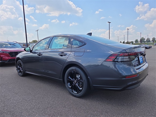 2025 Honda Accord SE photo 3