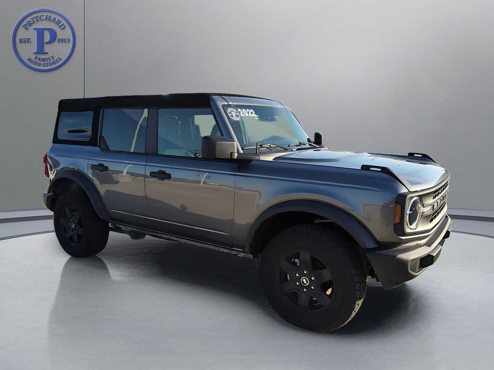 2022 Ford Bronco 4-Door Base's photo