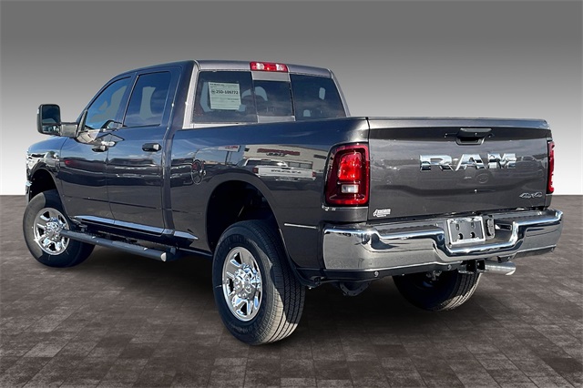2025 Ram 2500 Tradesman photo 3