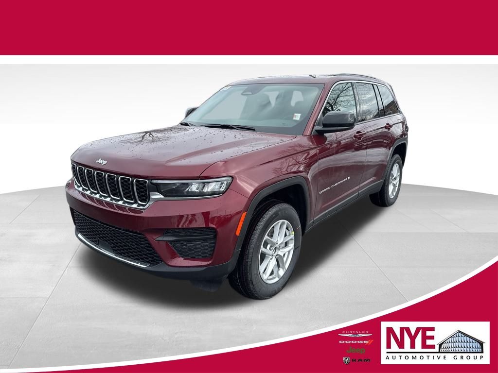 2025 Jeep Grand Cherokee Laredo's photo