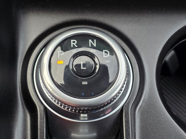 2025 Ford Explorer ST-Line photo 25