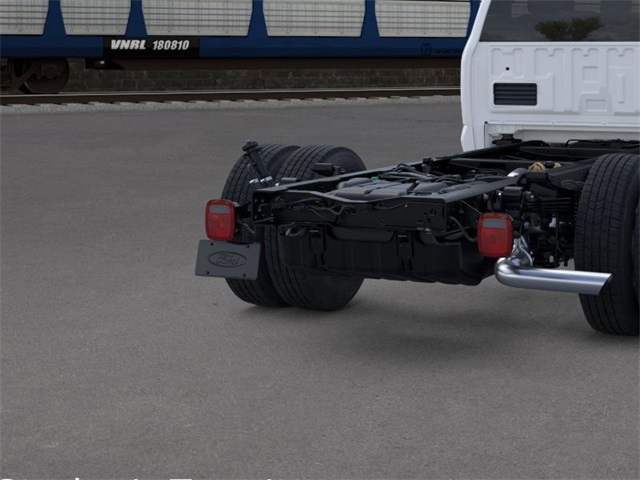 2026 Ford F-350 photo 18