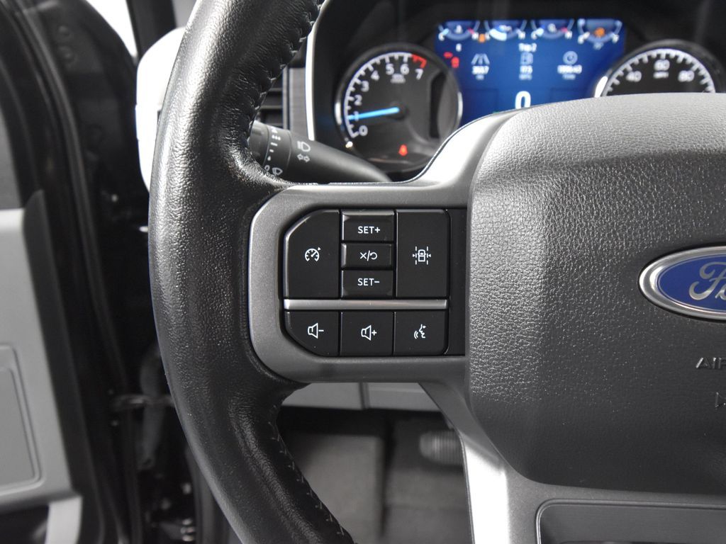 2022 Ford F-150 XLT photo 21