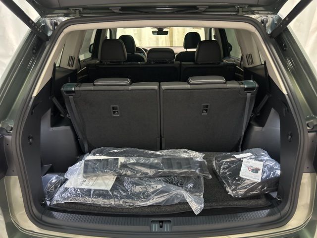 2026 Volkswagen Atlas SE Technology photo 37