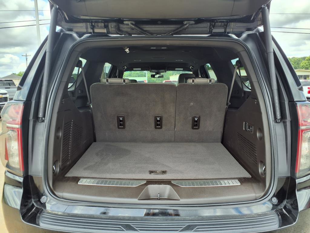 2021 Chevrolet Suburban Z71 photo 17