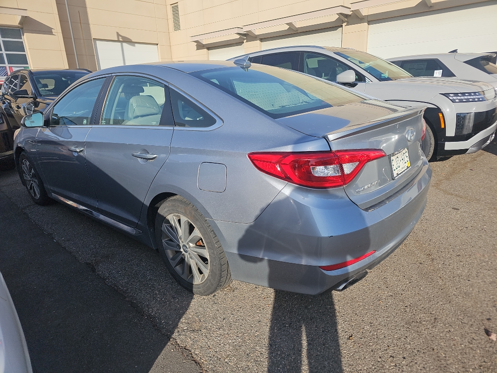 2015 Hyundai Sonata Sport photo 2