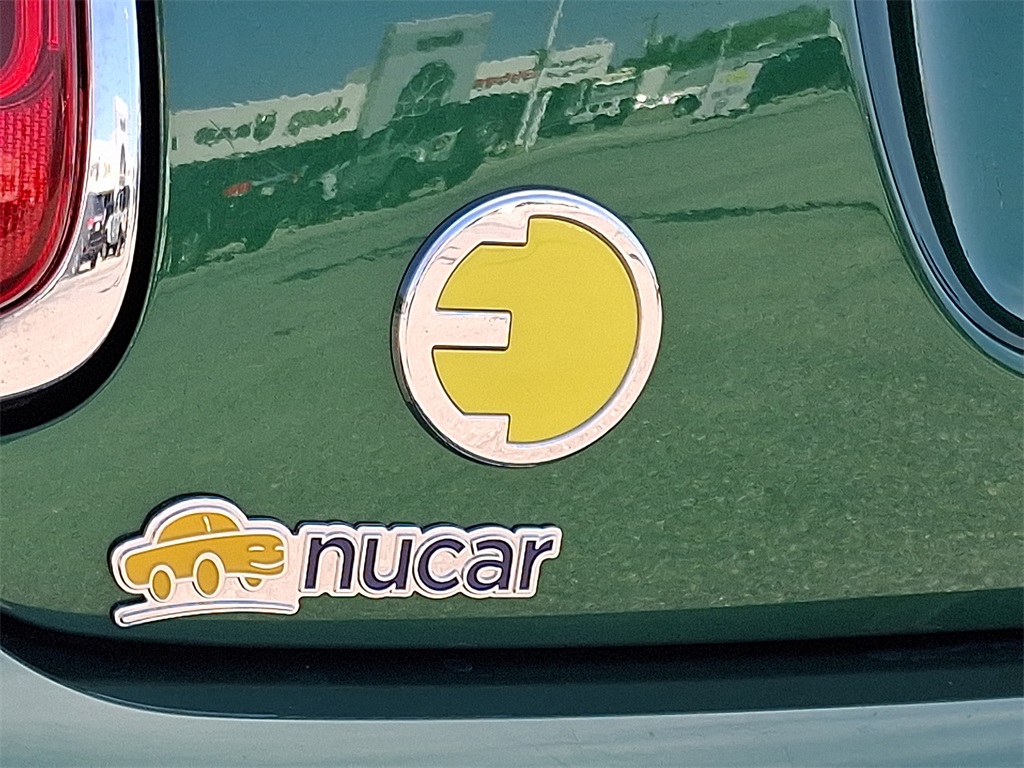 2022 Mini Cooper SE Signature photo 28