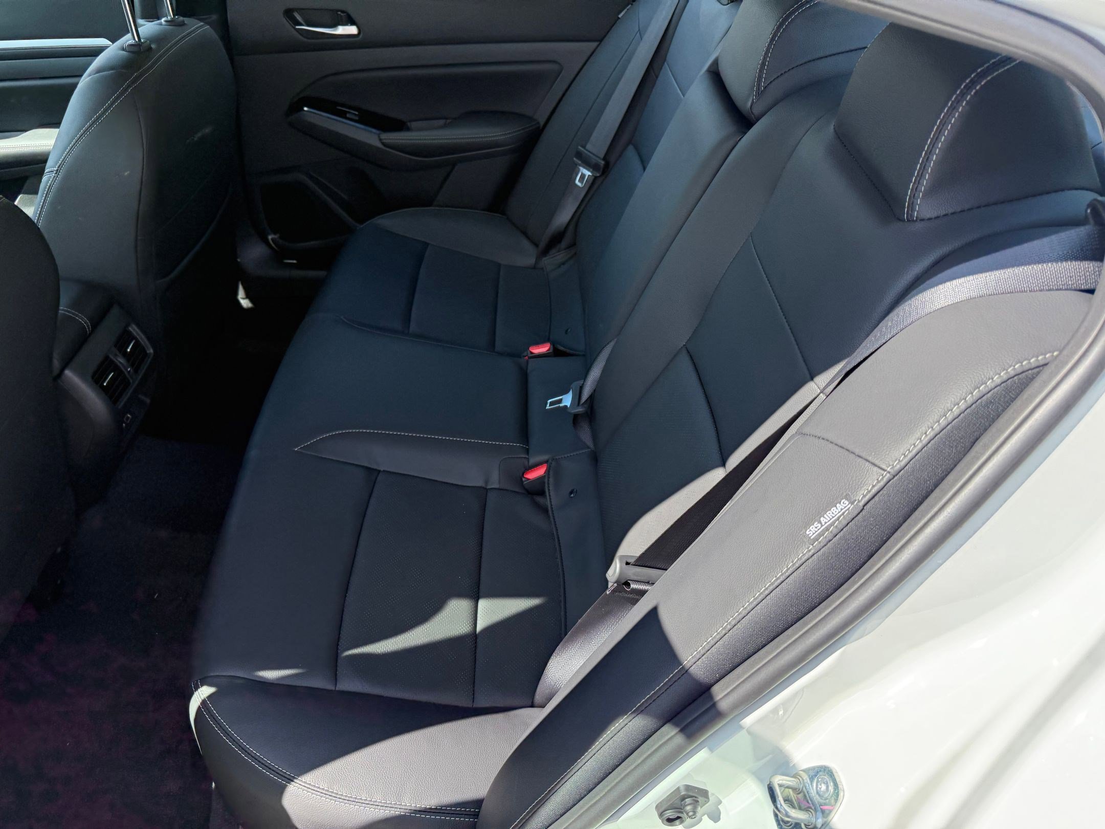 2025 Nissan Altima SL photo 15