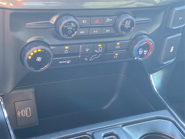 2025 Ford F-150 STX photo 14