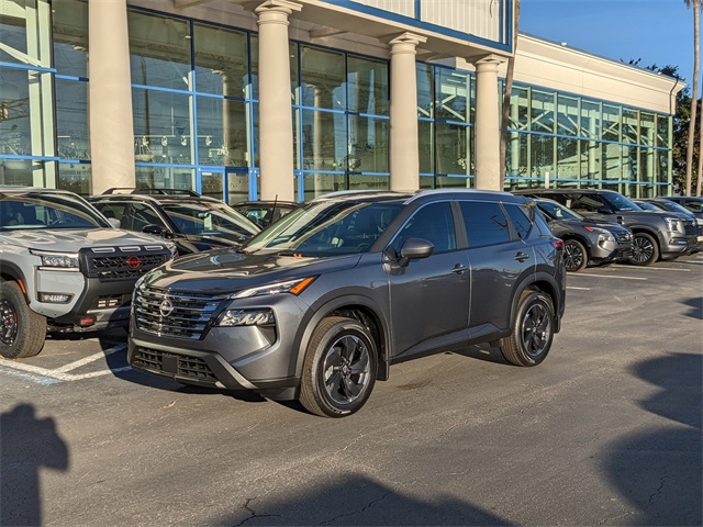 2026 Nissan Rogue SV photo 2