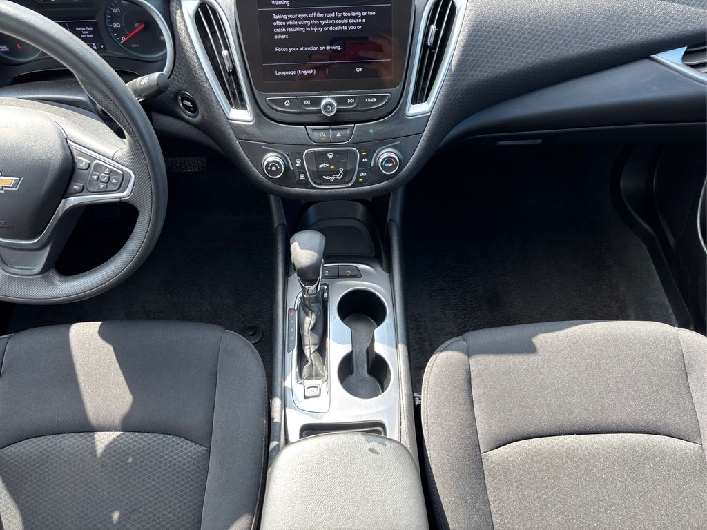 2024 Chevrolet Malibu LS photo 17