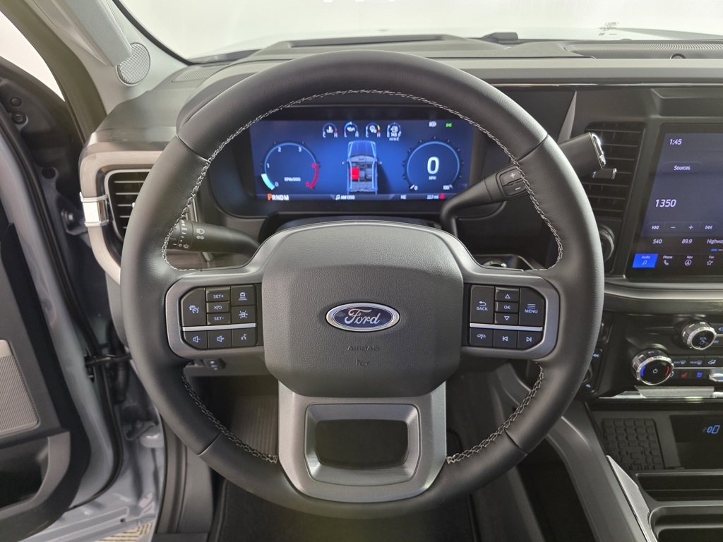 2025 Ford F-350 Lariat photo 26