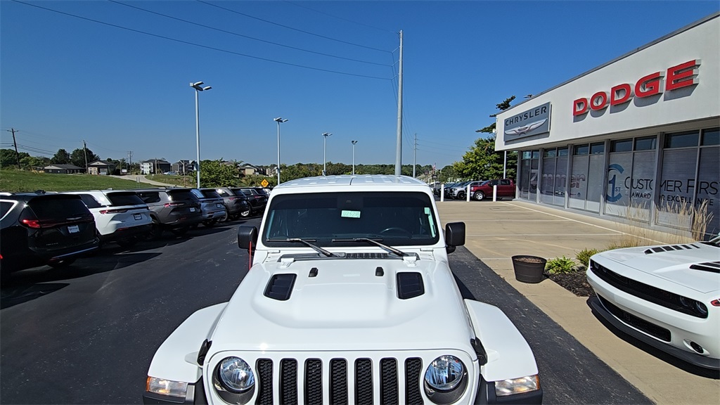 2019 Jeep Wrangler Unlimited Rubicon photo 2