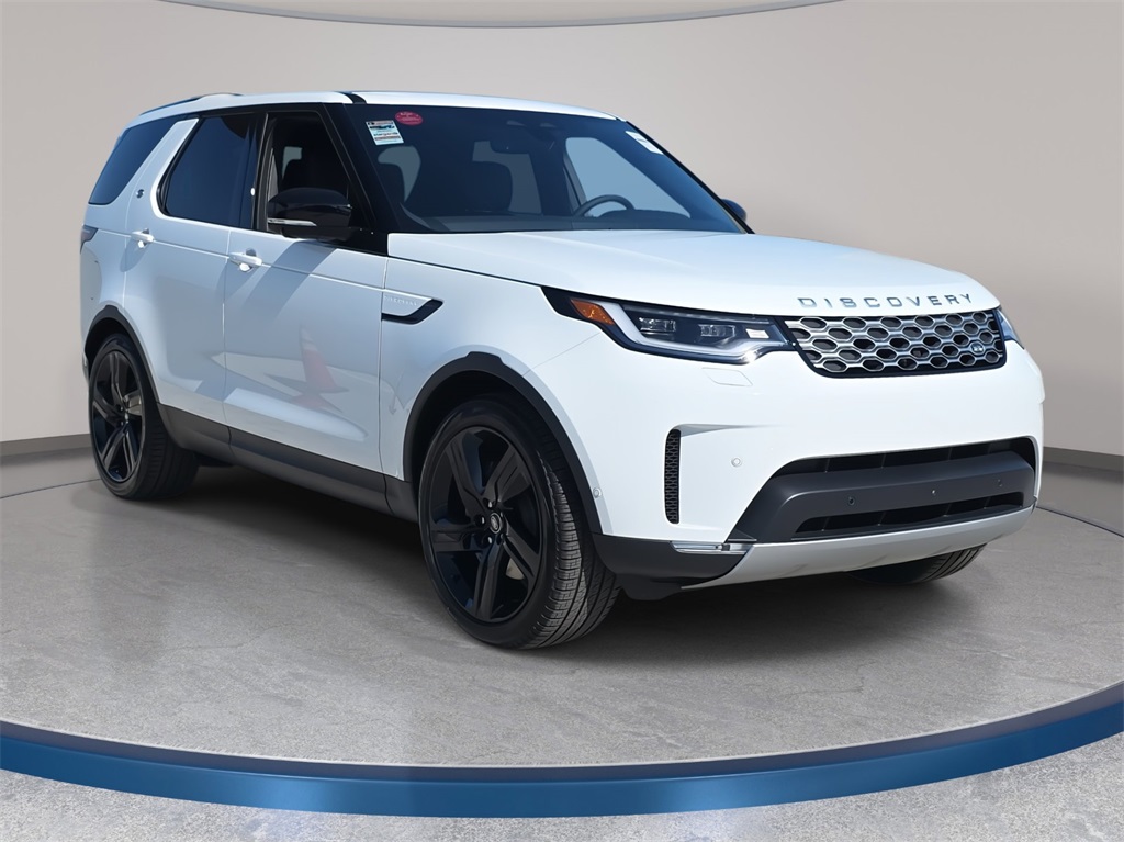 2025 Land Rover Discovery S photo 2