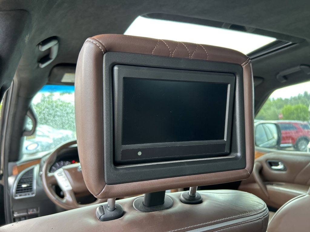 2016 Infiniti QX80 Limited photo 37