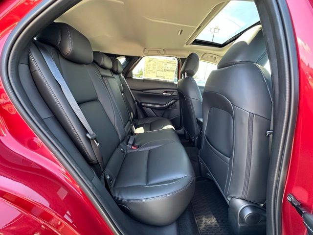 2025 Mazda CX-30 2.5 S Preferred photo 32
