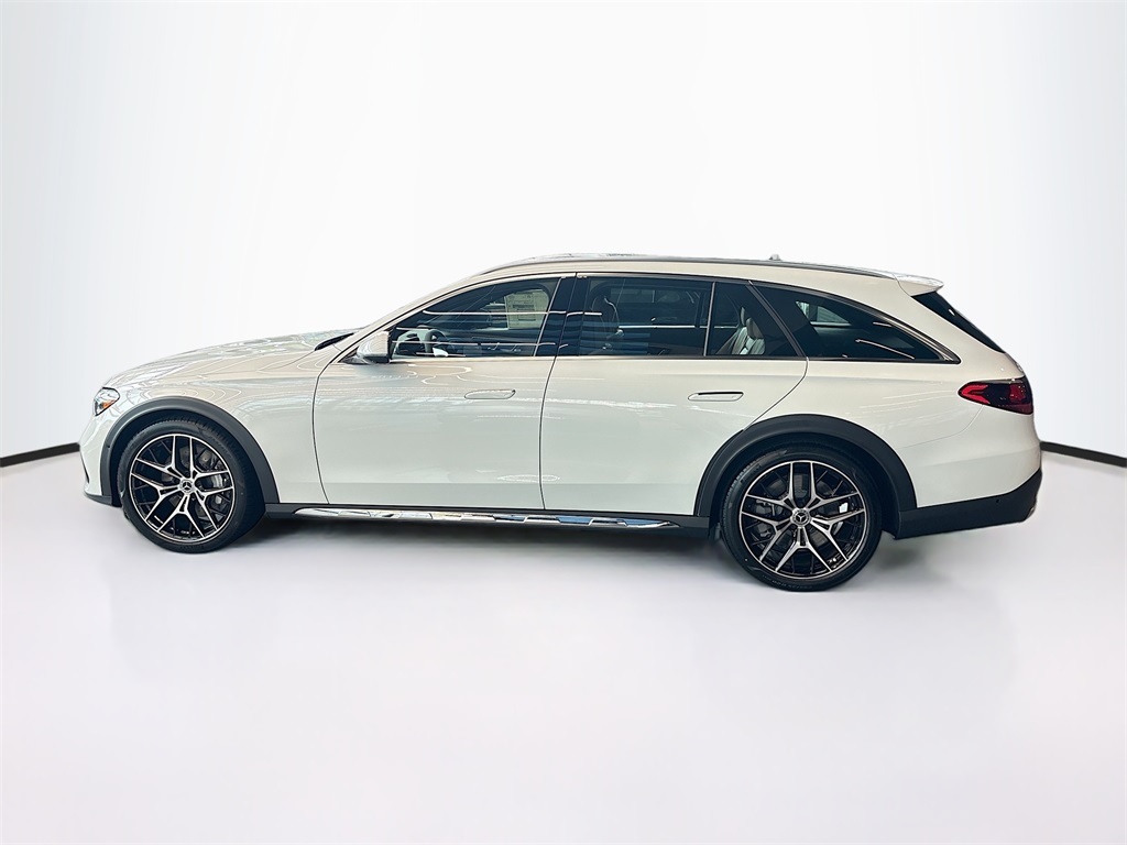2026 Mercedes Benz E 450 4MATIC All-Terrain Wagon photo 3