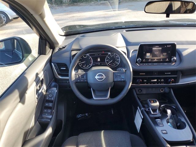 2026 Nissan Rogue SV photo 17