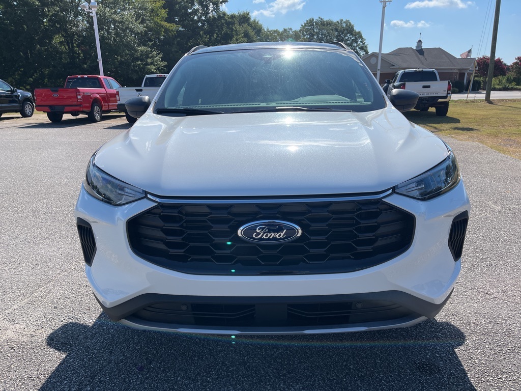 2025 Ford Escape ST-Line photo 2