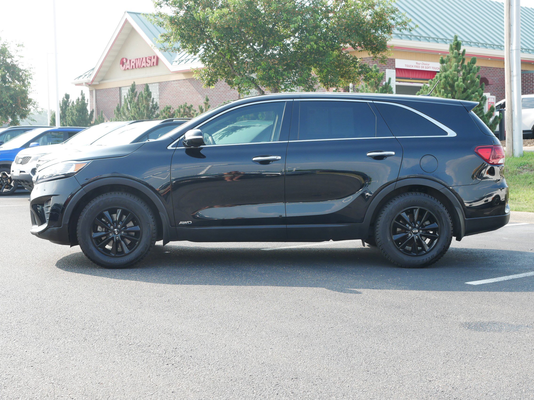 Used 2020 Kia Sorento LX with VIN 5XYPGDA32LG653616 for sale in Waite Park, Minnesota