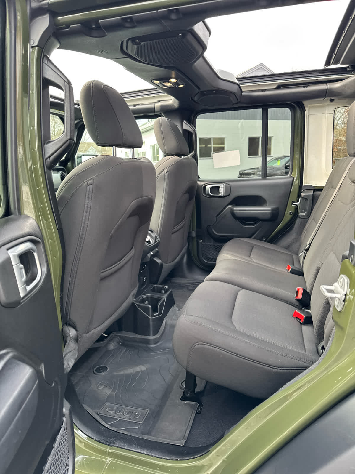 2023 Jeep Wrangler Willys photo 14