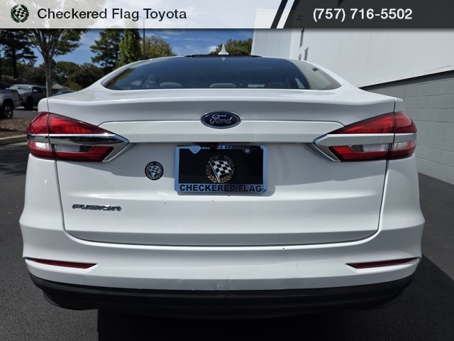 2020 Ford Fusion S photo 6