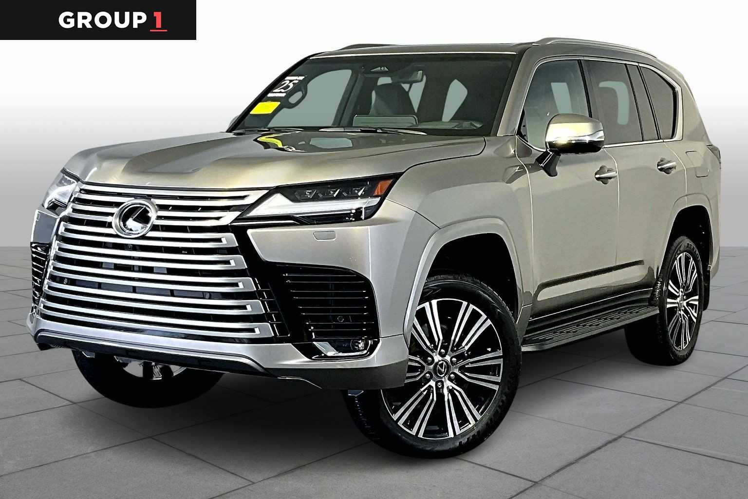 2025 Lexus LX Luxury's photo