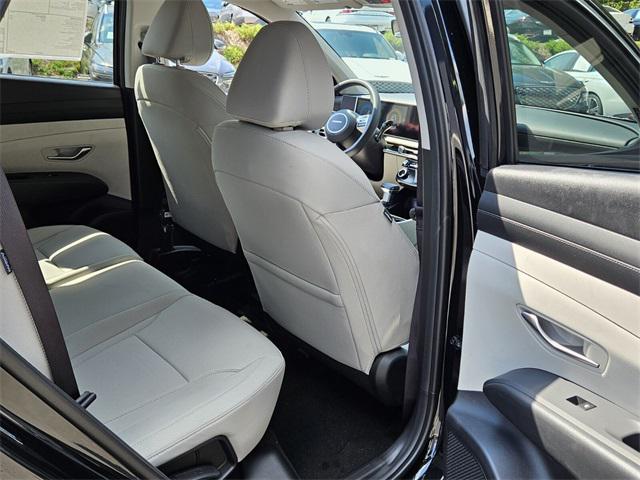 2026 Hyundai Tucson SEL photo 14
