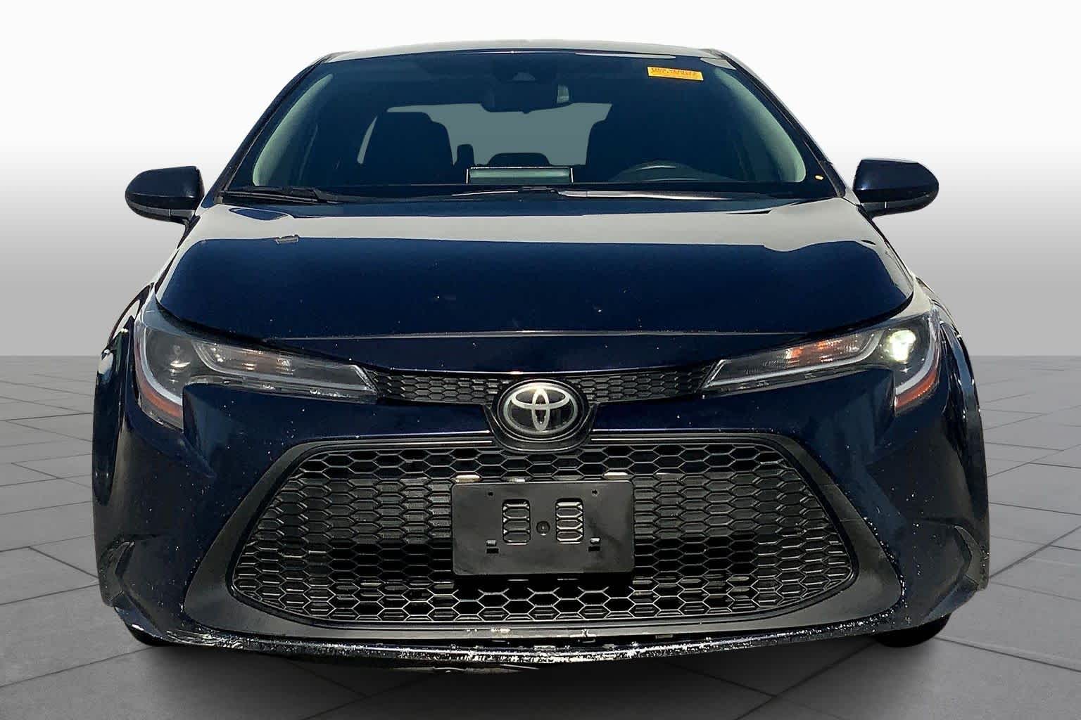2020 Toyota Corolla LE photo 3
