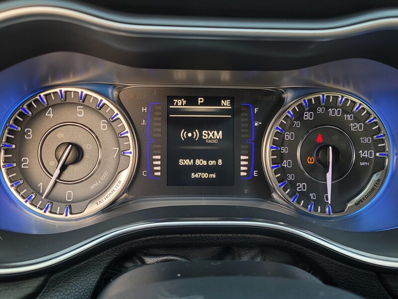2015 Chrysler 200 Limited photo 27