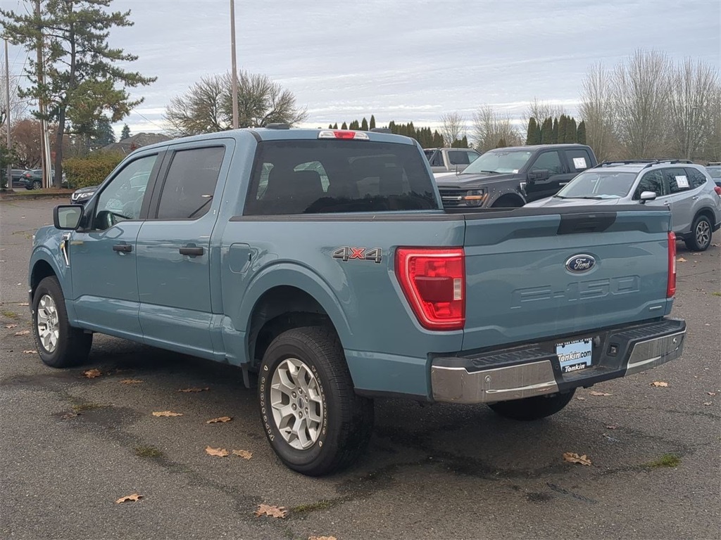 2023 Ford F-150 XLT photo 3