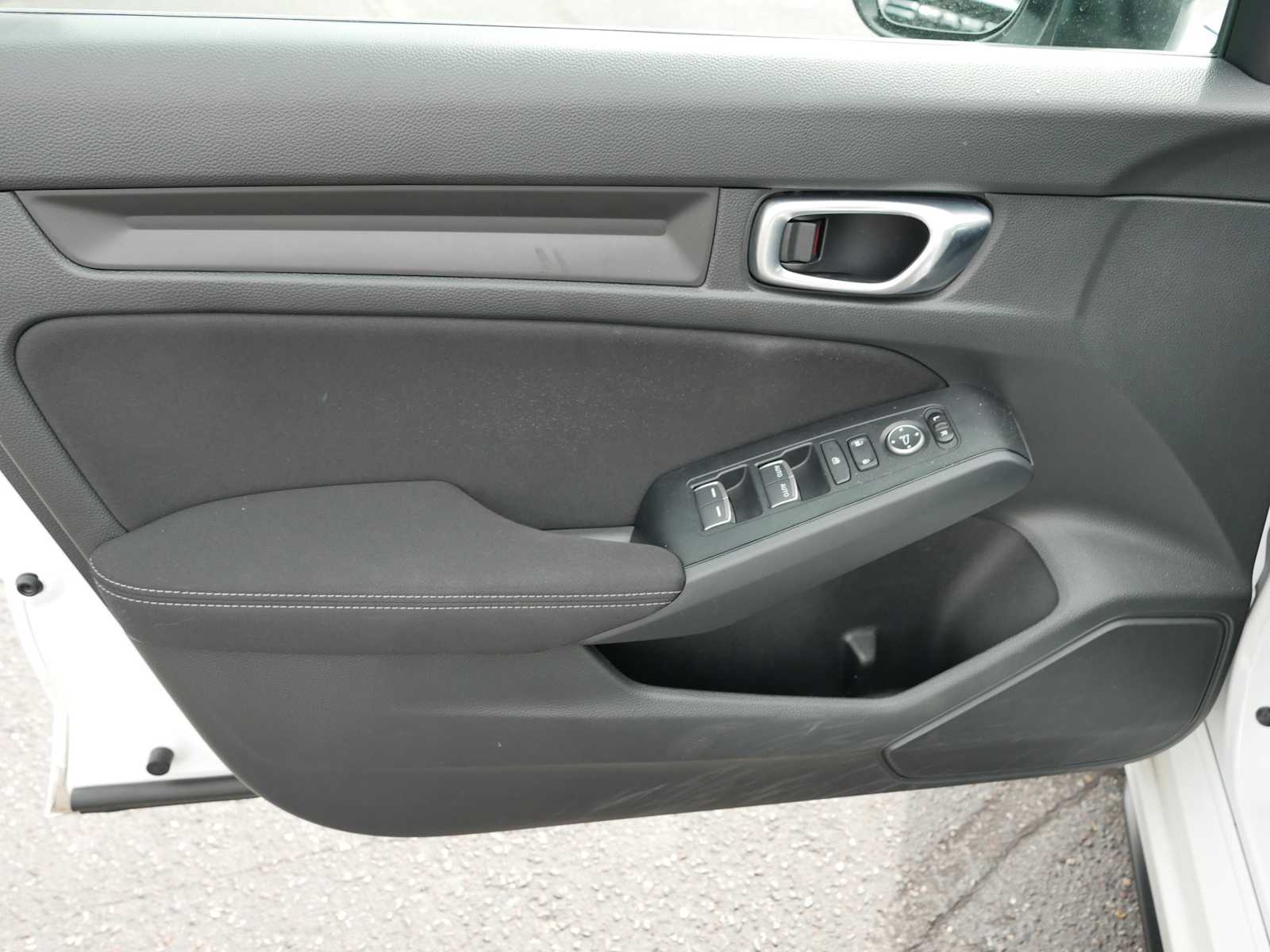 2024 Honda Civic Hatchback Sport photo 12