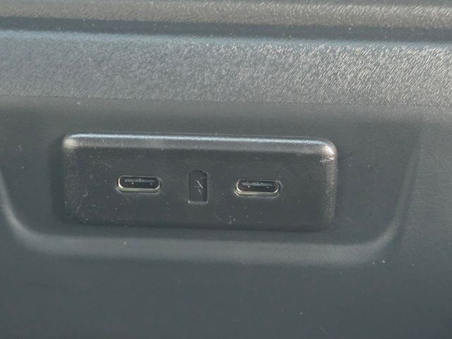 2025 Ford Expedition Platinum photo 45