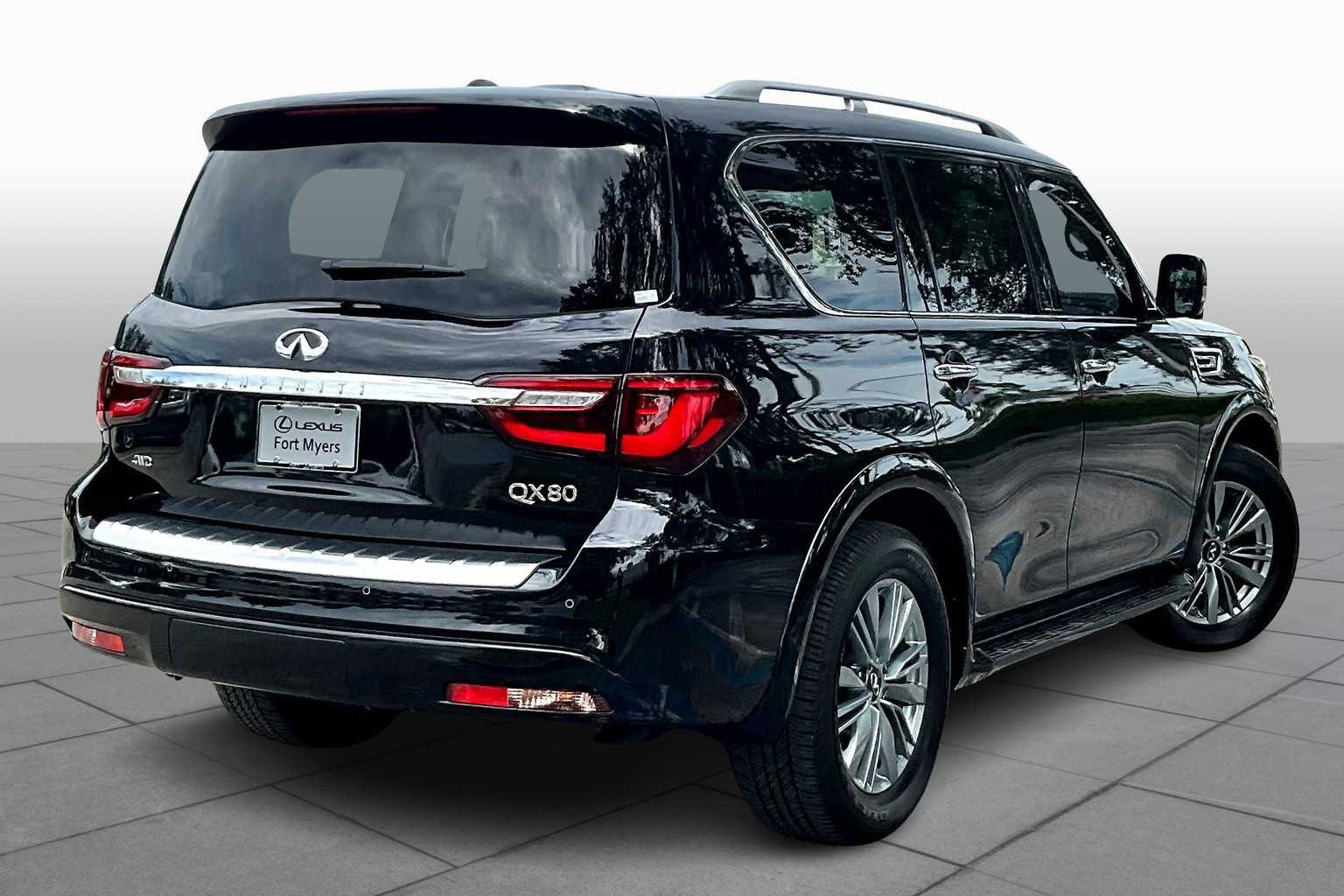 2024 Infiniti QX80 Luxe photo 9
