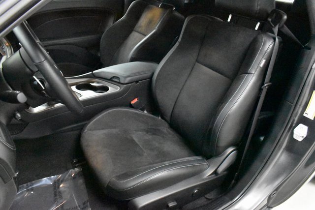 2023 Dodge Challenger R/T photo 12