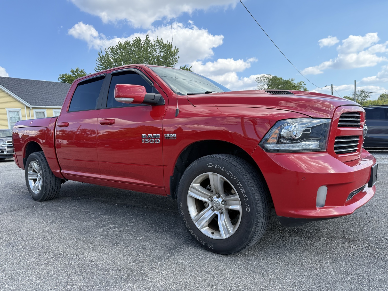 2017 Ram 1500 Sport photo 7