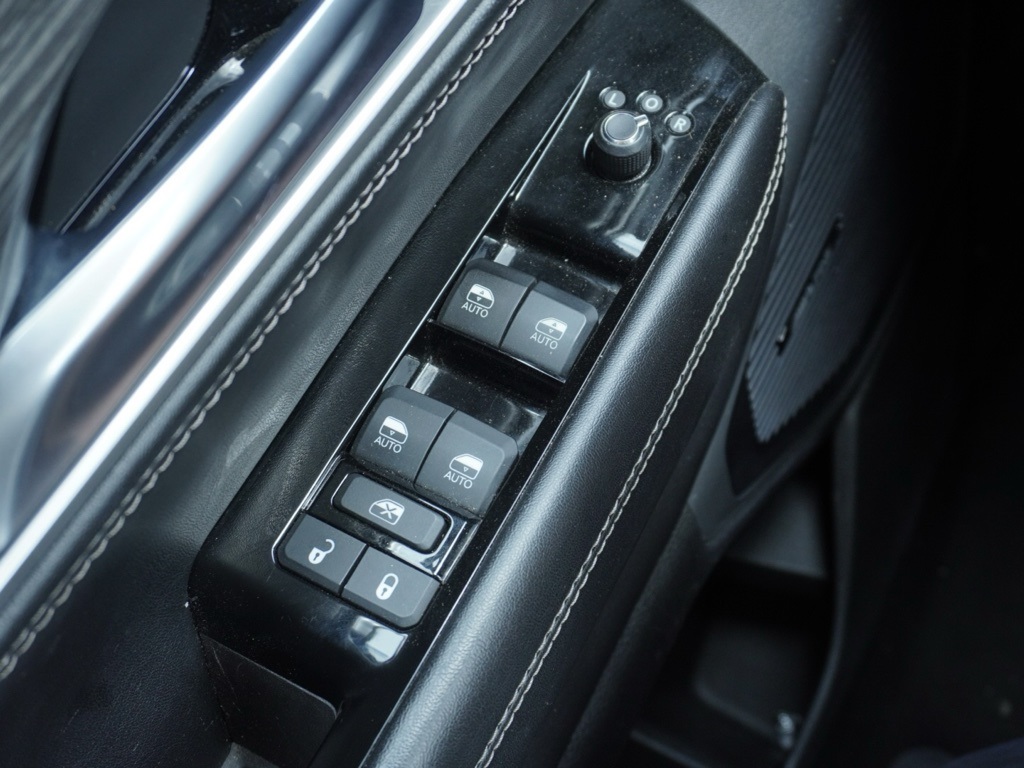 2024 Jeep Wagoneer Series II photo 14