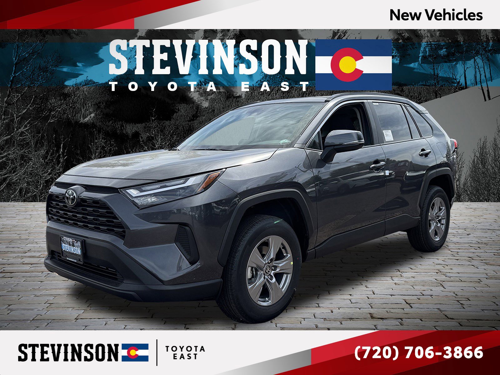 2025 Toyota RAV4 XLE's photo