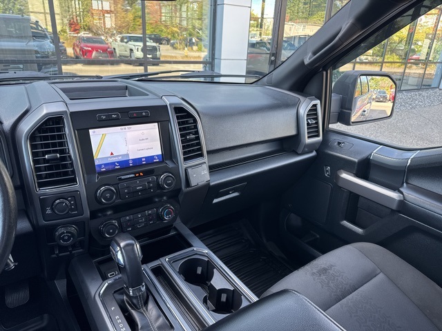 2020 Ford F-150 XLT photo 32