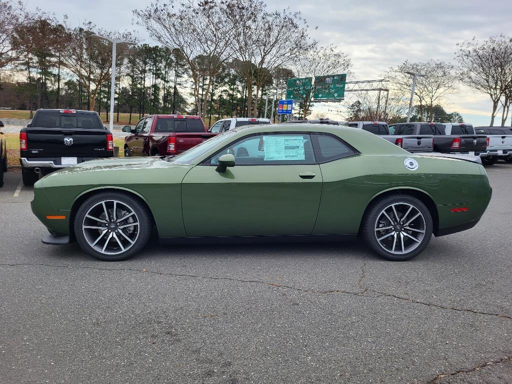 2023 Dodge Challenger GT photo 18