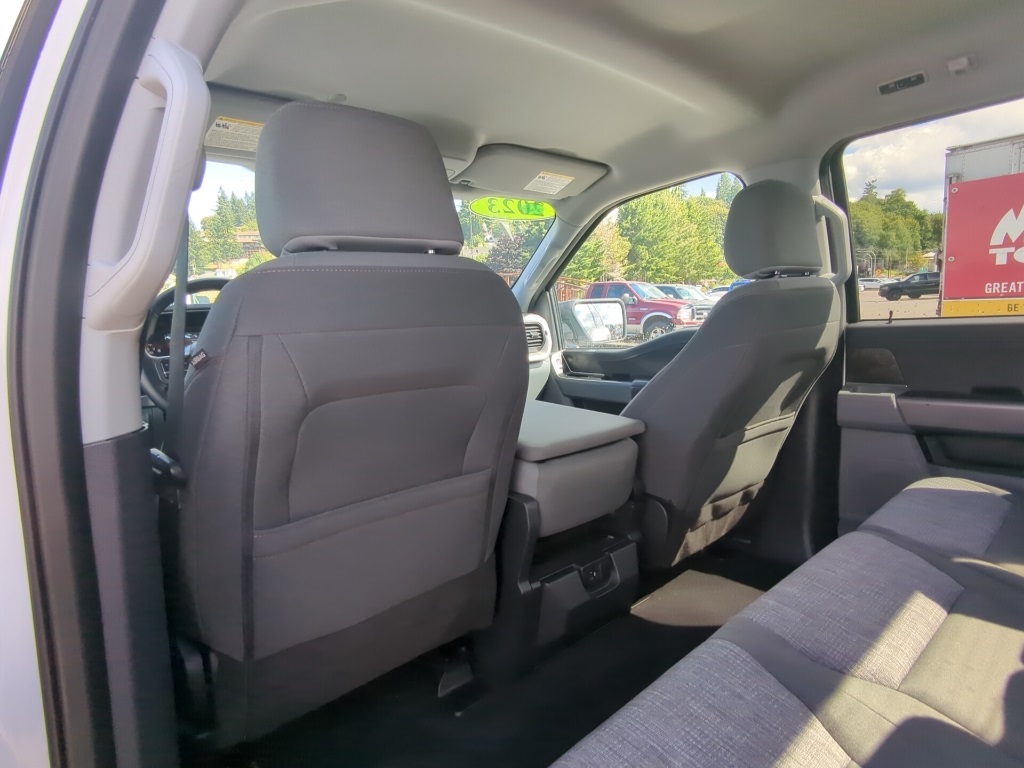 2023 Ford F-150 XLT photo 11