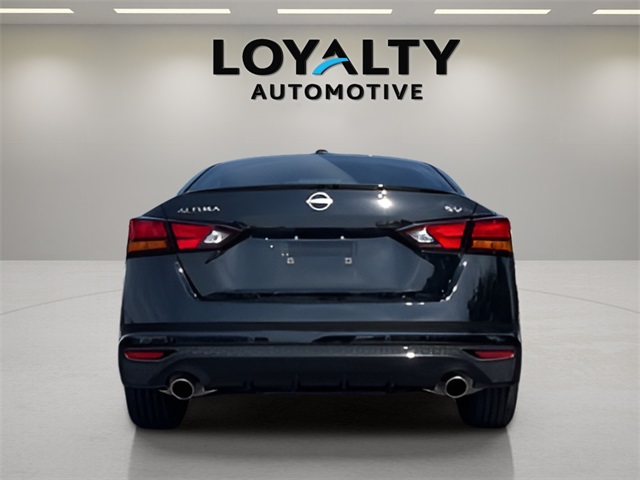 2024 Nissan Altima 2.5 SV photo 3