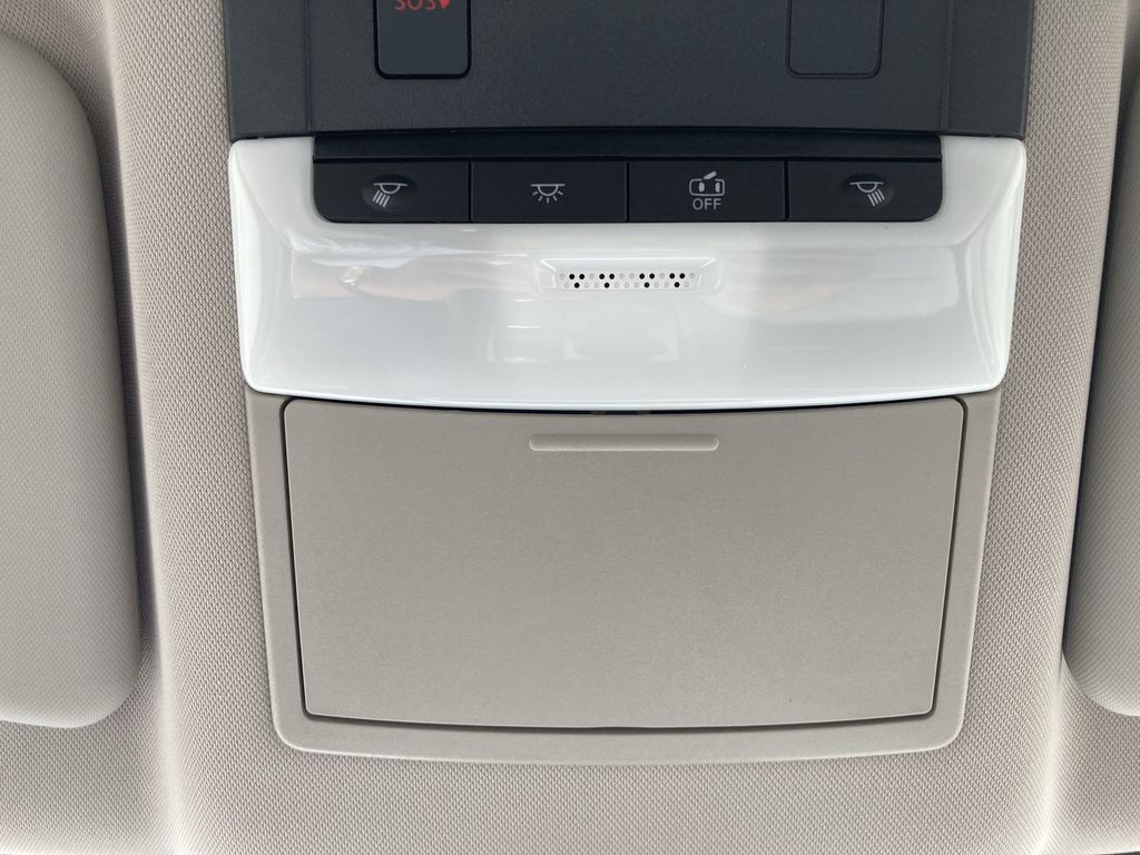 2025 Nissan Rogue SV photo 23
