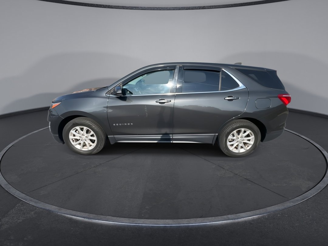 2018 Chevrolet Equinox LT photo 5