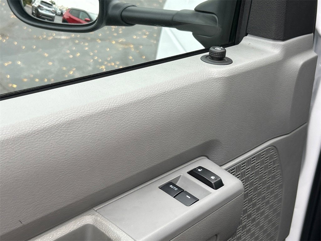 2024 FORD E-450 - Image 12