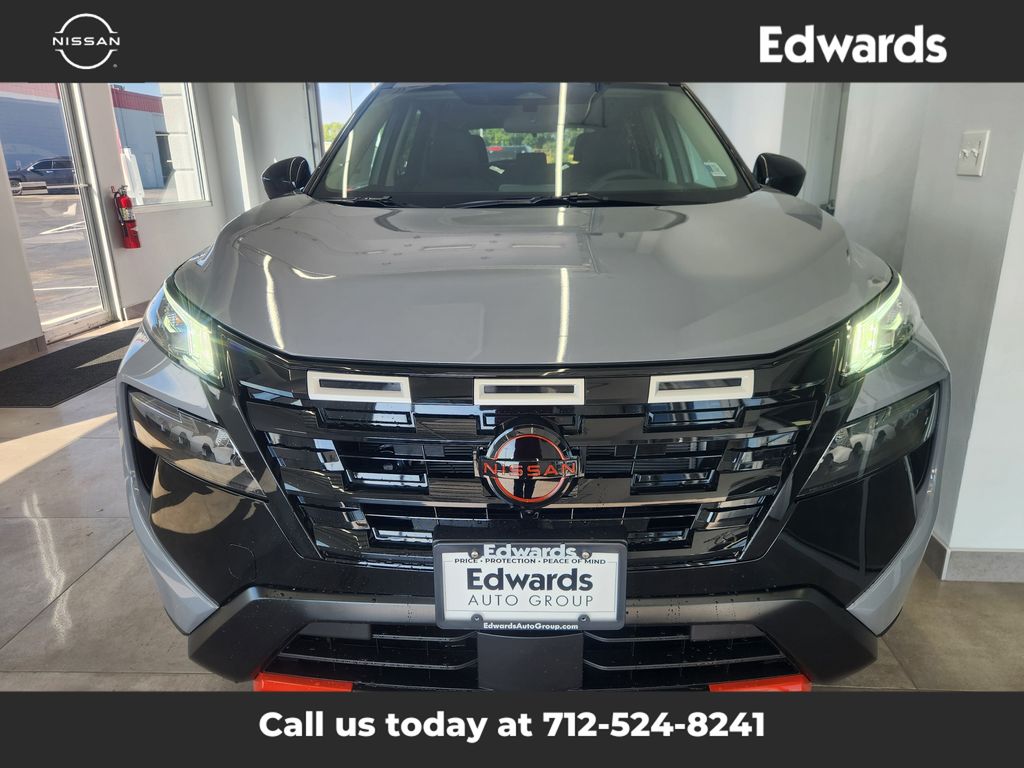 2026 Nissan Rogue SV photo 3