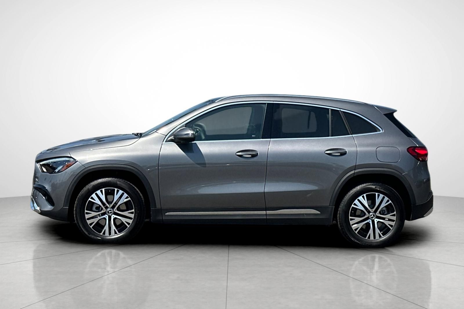 2026 Mercedes Benz GLA 250 photo 27