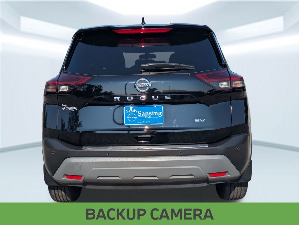 2021 Nissan Rogue SV photo 4