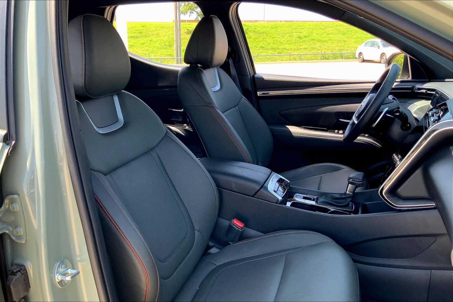 2024 Hyundai Santa Cruz Limited photo 8