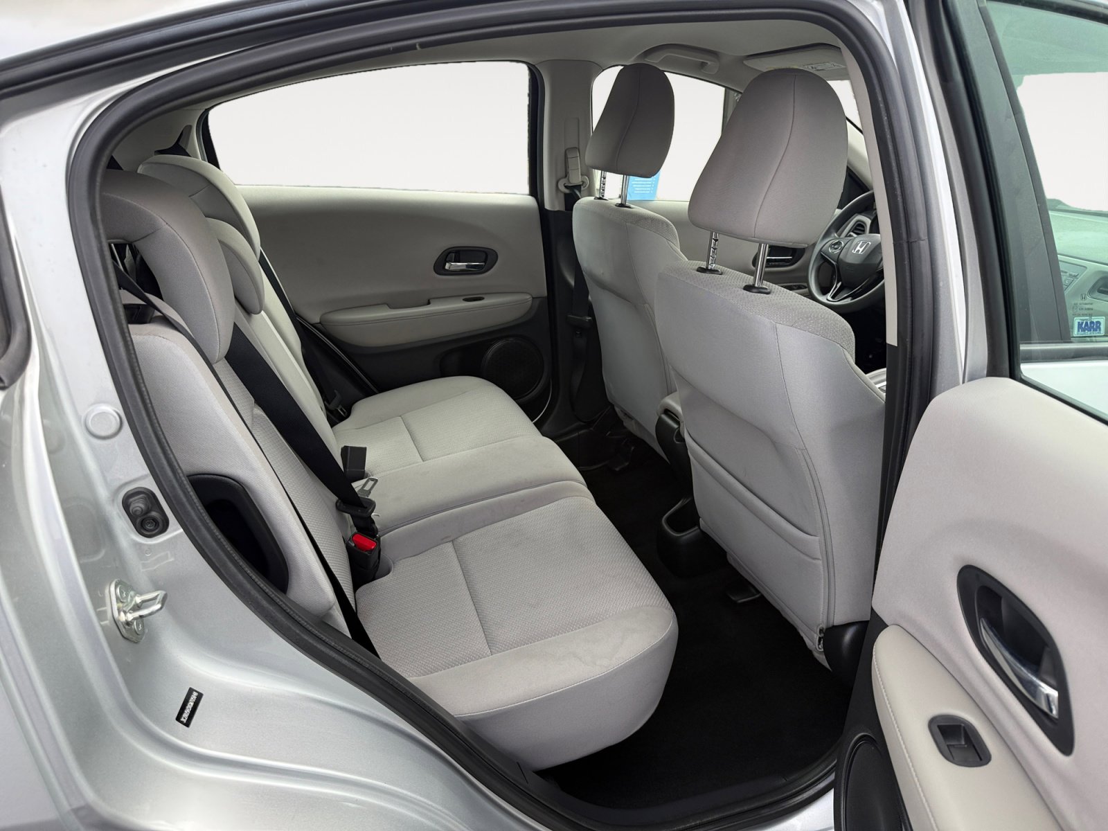 2016 Honda HR-V LX photo 17